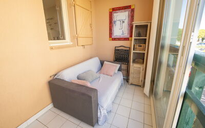 Accommodation:&nbsp;Les Terrasses du Lac 300.10