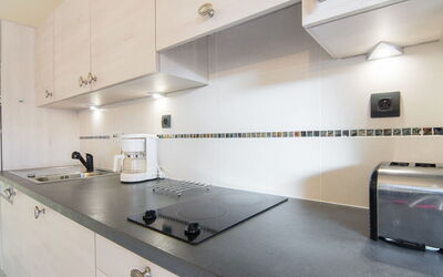 Accommodation:&nbsp;Les Cristallines 710.2