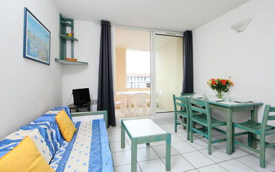 Accommodation:&nbsp;La Palme D'Or 940.12