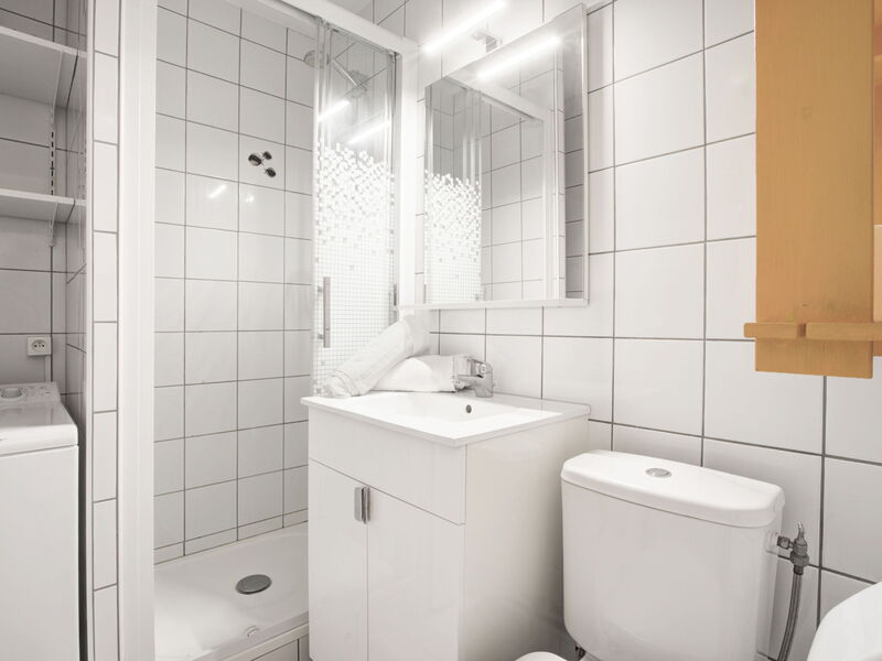 Accommodation:&nbsp;Les Coraux 200.3