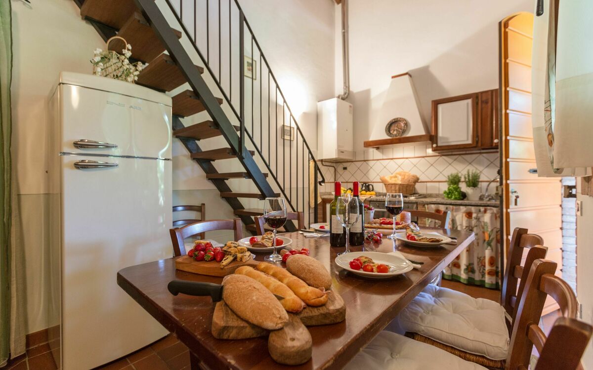 Accommodation:&nbsp;Montelopio 5