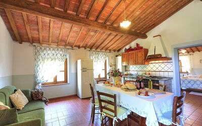 Accommodation:&nbsp;Montelopio 4
