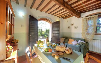 Montelopio 2: Property, Room, Building, Interior Design, Real Estate, House, Ceiling, Living Room, Furniture, Villa