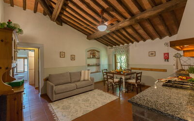 Montelopio 8: Room, Property, Building, Living Room, Interior Design, Furniture, House, Ceiling, Real Estate, Home