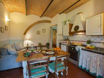 Accommodation:&nbsp;Montelopio 1