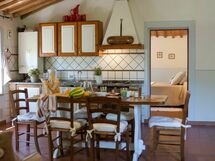 Accommodation:&nbsp;Montelopio 4