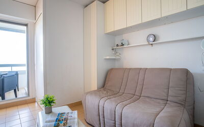 Accommodation:&nbsp;Les Trois Mâts 710.4
