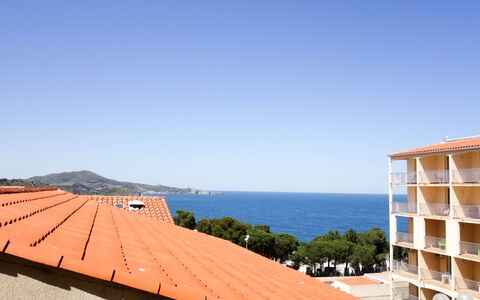 Thalacap: Roof, Property, Sky, Sea, Real Estate, Vacation, Architecture, House, Technology, Building