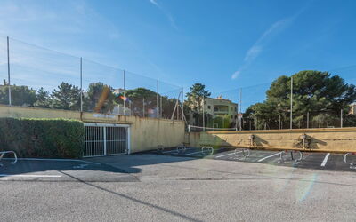 Accommodation:&nbsp;Porto di Mar 450.16