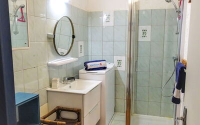 Accommodation:&nbsp;Porto di Mar 450.10