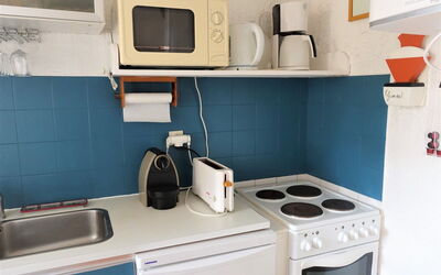 Accommodation:&nbsp;Porto di Mar 450.10