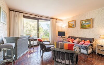Accommodation:&nbsp;Porto di Mar 450.14