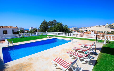 Villa Tulipán: Sky, Daytime, Water, Swimming Pool, Plant, Azure, Building, Shade, Outdoor Furniture, Rectangle