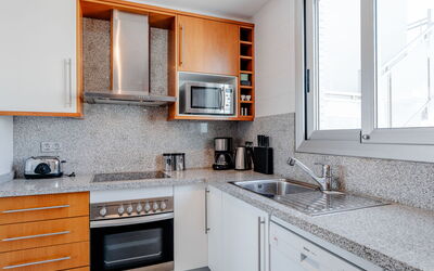 Accommodation:&nbsp;Elegance Sol 170.5
