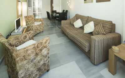 Accommodation:&nbsp;Elegance 170.3