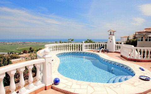 Villa Ma-Nita: Swimming Pool, Property, Vacation, Building, Azure, Real Estate, Resort, Estate, Jacuzzi, Villa