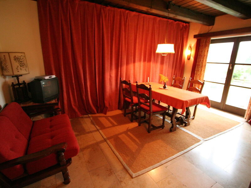 Accommodation:&nbsp;Eckel 50.2