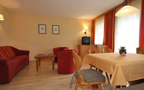 Altenmarkt im Pongau 300: Room, Furniture, Property, Interior Design, Floor, Building, Table, Suite, House, Real Estate