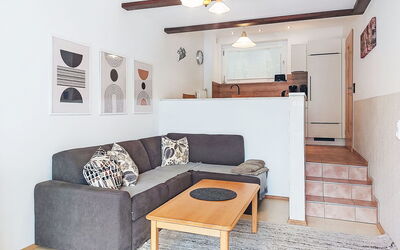Accommodation:&nbsp;Sepp 280.1