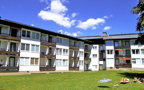 Seefeld in Tirol 170: Sky, Cloud, Building, Window, Plant, House, Land Lot, Urban Design, Grass, Tree