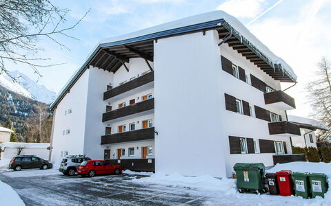 Seefeld in Tirol 100: Sky, Cloud, Snow, Building, Car, Wheel, Window, Vehicle, Neighbourhood