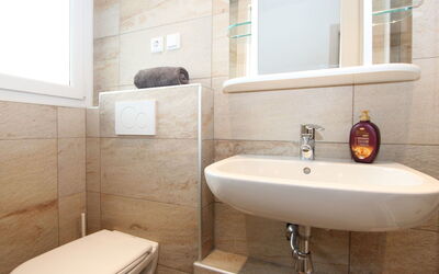 Accommodation:&nbsp;Am Birkenhain 100.30
