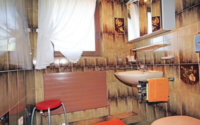 Accommodation:&nbsp;Lener 110.2