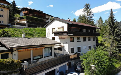 Biegel-Kraus: Building, Window, House, Residential Area, Home, Roof, Human Settlement, Slope, Balcony, Village