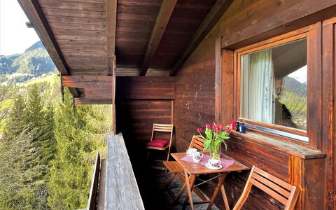 Kaiserhof: Building, Property, Furniture, Plant, Table, Window, Flowerpot, Wood, Shade, Tree