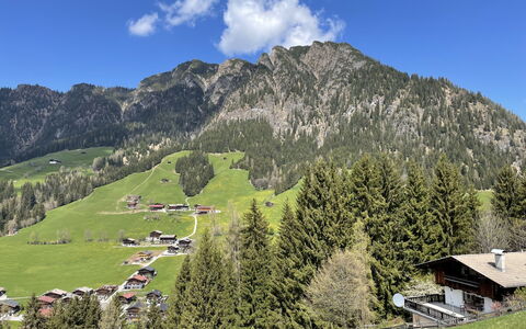 Kaiserhof: Sky, Cloud, Mountain, Plant, Natural Landscape, Natural Environment, Slope, Highland, Tree, Grass