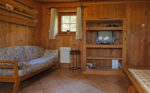 Auhäusl: Room, Furniture, Property, Log Cabin, Building, Wood Stain, Beam, Interior Design, Floor, Wood