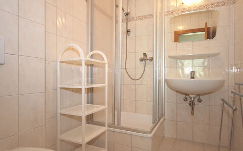 Christoph: Bathroom, Tile, Property, Room, Shelf, Wall, Interior Design, Floor, Plumbing Fixture, Bathroom Accessory