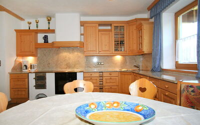 Accommodation:&nbsp;Hansjörg 630.5