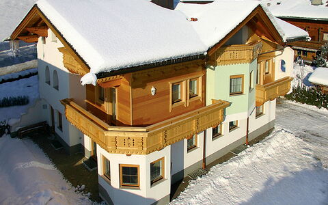 Marina: Building, Snow, Property, Window, House, Wood, Cottage, Urban Design, Residential Area, Landscape