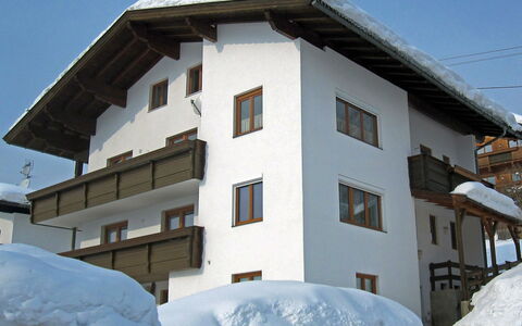 Straif: Property, Snow, House, Winter, Building, Home, Real Estate, Apartment, Freezing, Facade