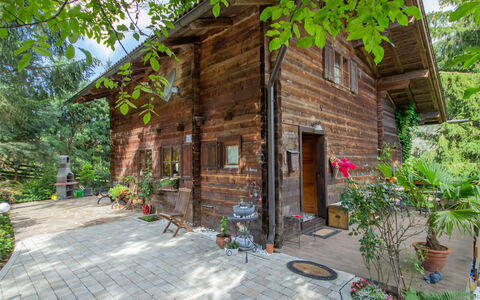 Waldner: Plant, Property, Building, Window, Nature, Flowerpot, Tree, Wood, Cottage, Door