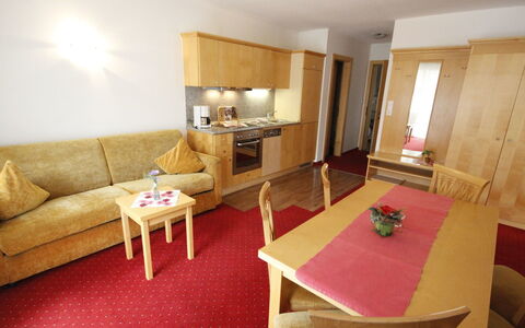 Accommodation:&nbsp;Falkner 100.12