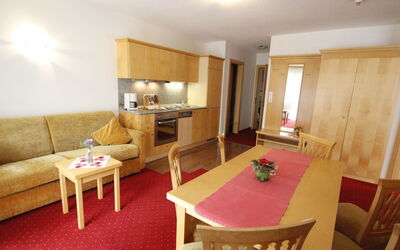 Accommodation:&nbsp;Falkner 100.14