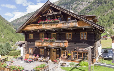 Sölden 200: Cloud, Plant, Mountain, Window, Sky, Building, House, Tree, Wood