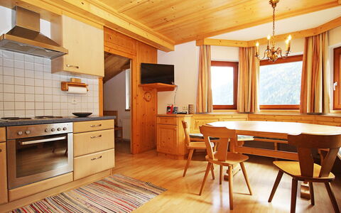 Werner: Room, Furniture, Property, Building, Interior Design, Floor, Ceiling, Wood Flooring, House, Cabinetry
