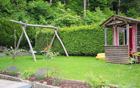 Josefine: Green, Grass, Yard, Garden, Botany, House, Shrub, Tree, Lawn, Landscaping