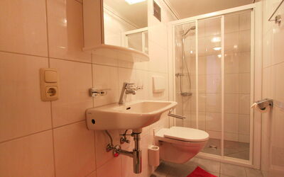 Accommodation:&nbsp;Mangeng 25.2