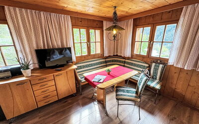 Accommodation:&nbsp;Helmreich 150.1