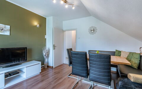 Accommodation:&nbsp;Ogris 700.2