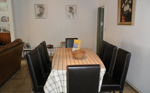 Poperinge: Room, Property, Dining Room, Furniture, Table, Floor, Building, House, Chair, Interior Design