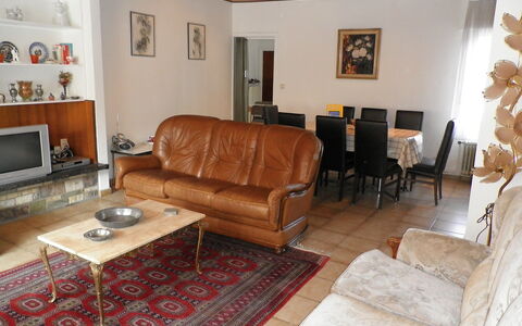 Poperinge: Living Room, Room, Furniture, Property, Interior Design, Couch, Floor, Building, Real Estate, House