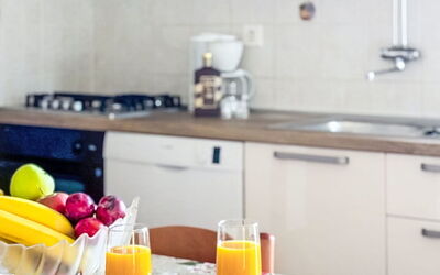 Accommodation:&nbsp;Ana 600.1