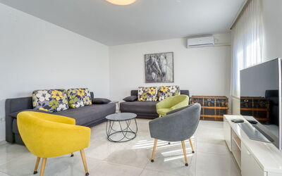 Accommodation:&nbsp;Damir 135.1