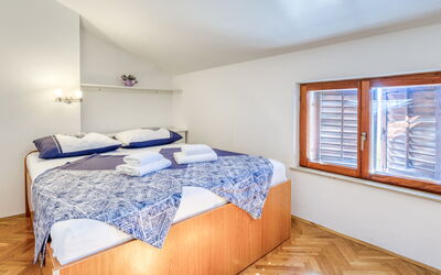 Accommodation:&nbsp;Damir 135.3