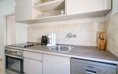 Accommodation:&nbsp;Olga 205.4